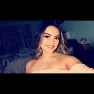 Meet your Posher, Ashley